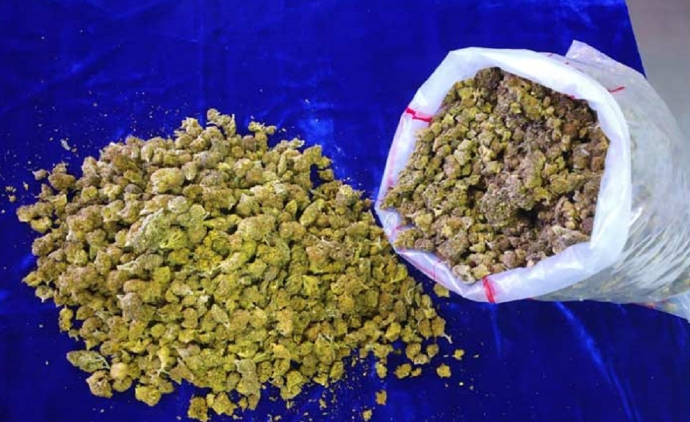 करोड़ों रुपए कीमती गांजा लोड ट्रक पुलिस ने पकड़ा, रीवा व सतना के लिए आ रही थी खेप.. करोड़ों रुपए कीमती गांजा लोड ट्रक पुलिस ने पकड़ा, रीवा व सतना के लिए आ रही थी खेप..