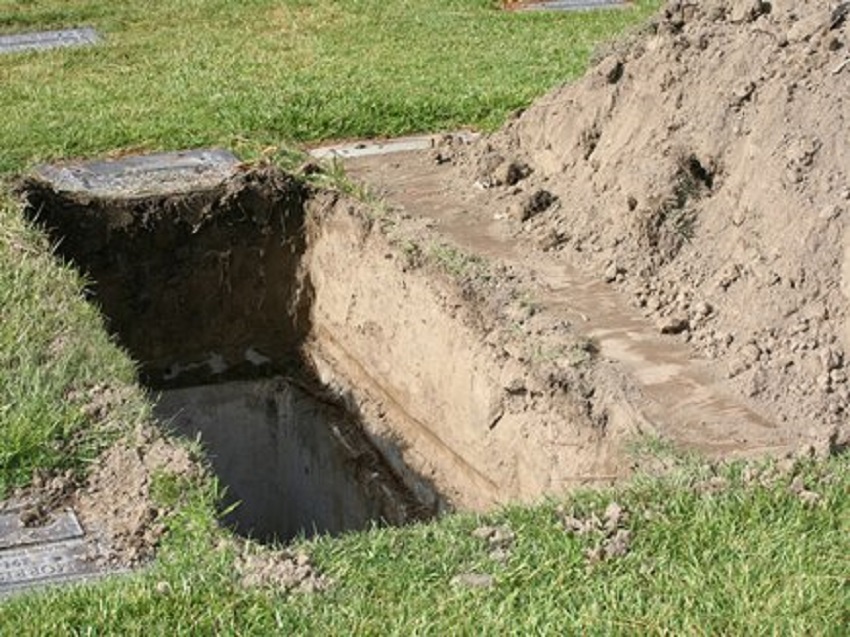 कब्र से मासूम का पुलिस ने निकाला शव, कारण जानकर हो जाएगे हैरान : REWA NEWS कब्र से मासूम का पुलिस ने निकाला शव, कारण जानकर हो जाएगे हैरान : REWA NEWS