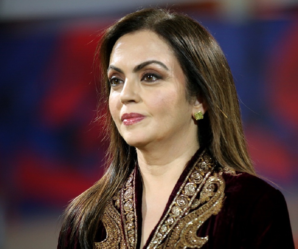 3 लाख की कप में चाय पीती है Nita Ambani, खबर पढ़ रहेंगे हैरान.... 3 लाख की कप में चाय पीती है Nita Ambani, खबर पढ़ रहेंगे हैरान....
