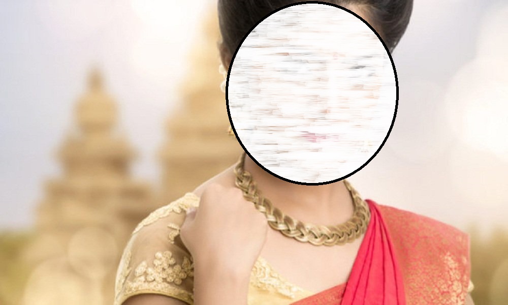 लड़कियों की सुन्दरता में बिक्री होते है 50 से 500 रूपये में उनके मोबाईल नम्बर, जानिए कैसे..