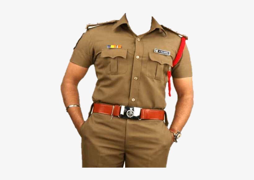 पुलिस की वर्दी पहनकर लोगो के घरो में करता रहा यह काम, जानकर चौक गए लोग...