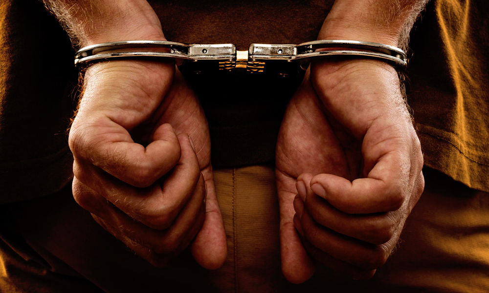 जबलपुर : नाबालिग के कत्ल और कारनामें को सुनकर दंग रह गई पुलिस, दो दोस्तो की दोस्ती हुई दागदार जबलपुर : नाबालिग के कत्ल और कारनामें को सुनकर दंग रह गई पुलिस, दो दोस्तो की दोस्ती हुई दागदार