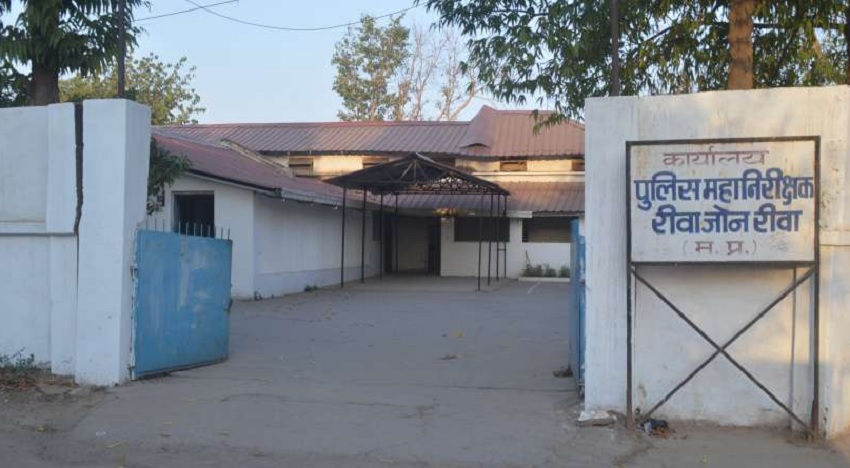 सतना: अपराधियों की धरपकड़ करने वाला पुलिस अफसर खुद पुलिस से बचने भाग रहा, जानिए मामला