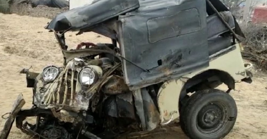 राजस्थान में हुआ हादसा, ट्रेलर की चपेट में आई जीप, मध्य प्रदेश के 7 लोगों की मौत राजस्थान में हुआ हादसा, ट्रेलर की चपेट में आई जीप, मध्य प्रदेश के 7 लोगों की मौत