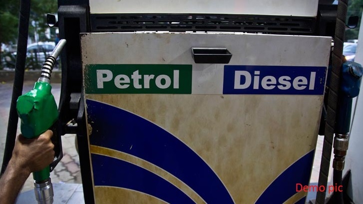 रीवा: 20 हजार लीटर अवैध डीजल से भरा टैंकर पुलिस ने पकड़ा रीवा: 20 हजार लीटर अवैध डीजल से भरा टैंकर पुलिस ने पकड़ा