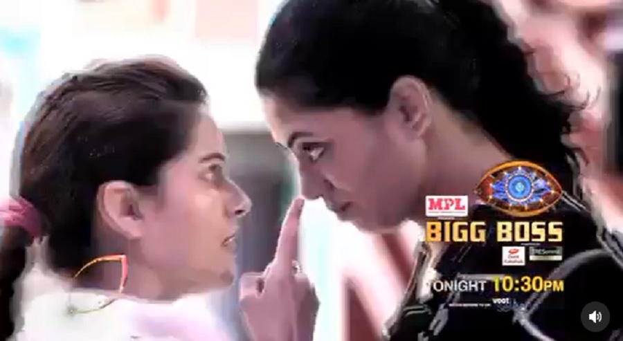 बिग बाॅस 14: कविता कौशिक एवं रूबीना दिलैक के बीच हुआ जर्बदस्त विवाद, कविता ने कहा मारूंगी एक थप्पड़ बिग बाॅस 14: कविता कौशिक एवं रूबीना दिलैक के बीच हुआ जर्बदस्त विवाद, कविता ने कहा मारूंगी एक थप्पड़