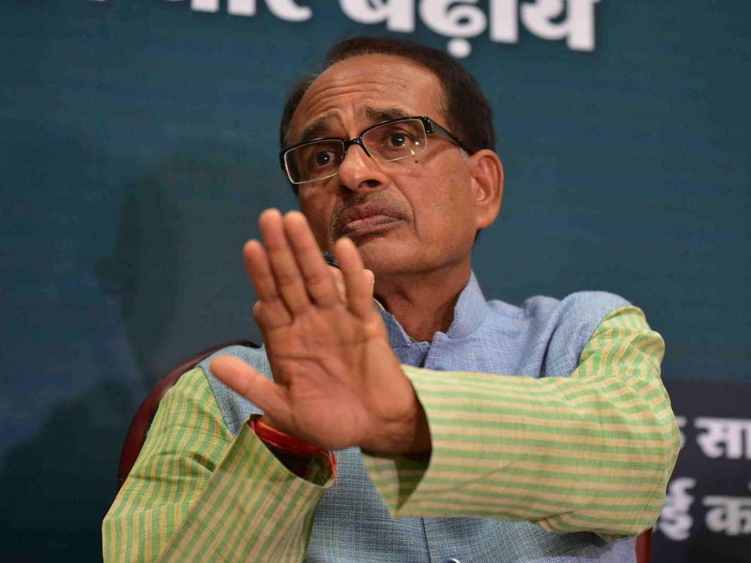 शिवराज ने कहा, न राग है न द्वेष है, मुद्दा विकास है, जो परफार्मेन्स देगा वही टिकेगा...