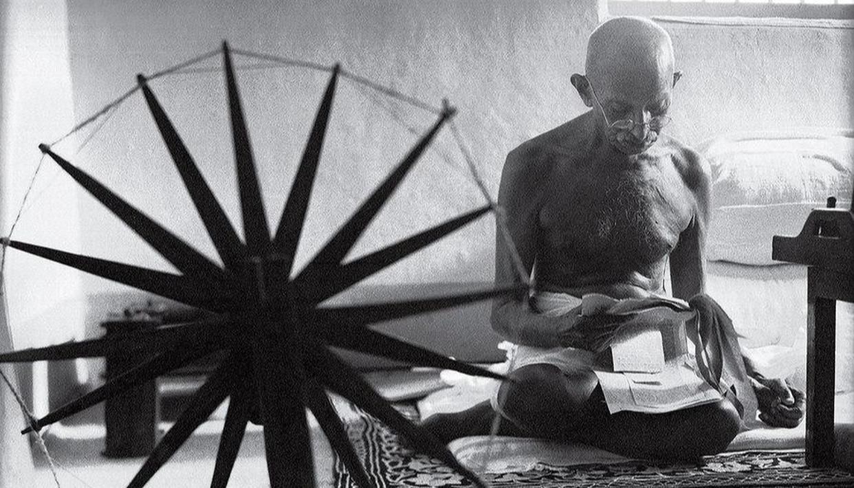 ब्रिटेन में बिकेगी राष्ट्रपिता महात्मा गांधी की कटोरी और चम्मच, कीमत जाने हैरान करने वाली हैं....