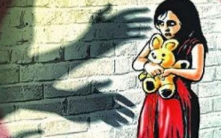 हैवानियत की हद पार कर गये दरिंदे, 9वीं की छात्रा से 9 लोगों ने किया दुष्कर्म हैवानियत की हद पार कर गये दरिंदे, 9वीं की छात्रा से 9 लोगों ने किया दुष्कर्म