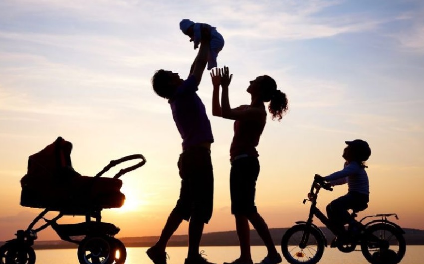 पिता बनना है तो नकारें कुछ अपनी ये बुरी आदतें, अन्यथा कभी नहीं बन पायेंगे पिता... पिता बनना है तो नकारें कुछ अपनी ये बुरी आदतें, अन्यथा कभी नहीं बन पायेंगे पिता...