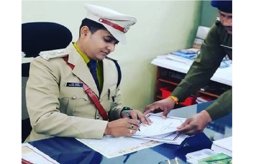 नवागत एसपी मयंक अवस्थी ने संभाला पदभार : Katni News नवागत एसपी मयंक अवस्थी ने संभाला पदभार : Katni News