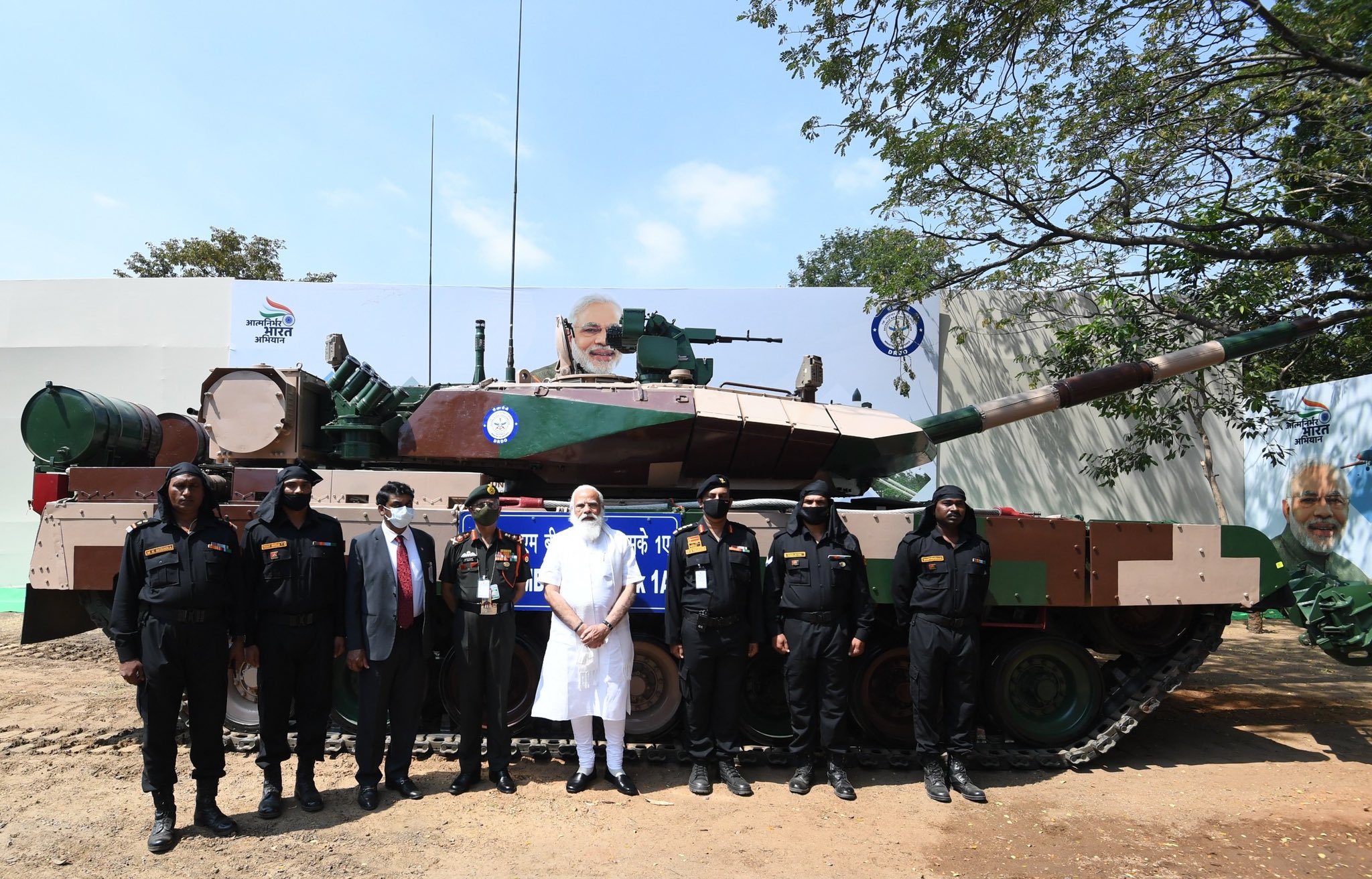 रक्षा और रेल के लिये PM Modi ने दी बड़ी सौगत, तमिलनाडु एंव केरल की कर रहे यात्रा...