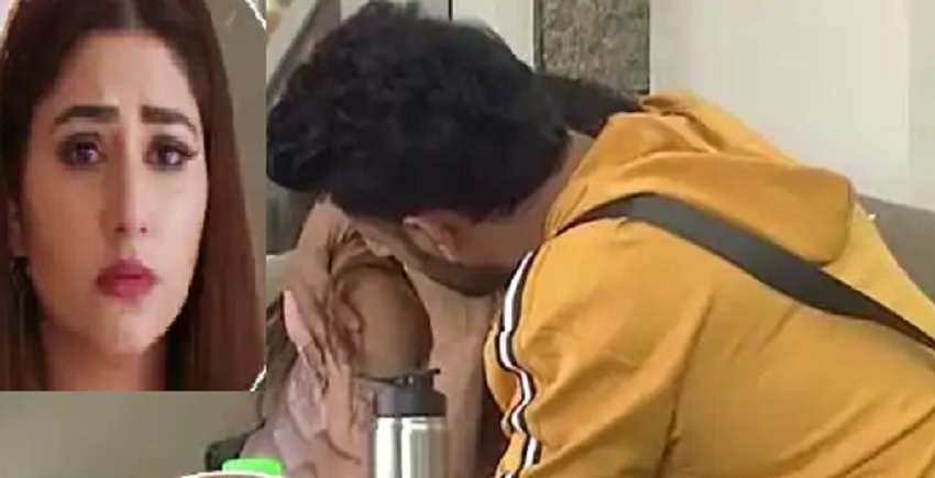 BB14 Latest News : राहुल वैद्य एवं निक्की तम्बोली के बीच बढ़ी नजदीकियां तो दिशा परमार का फूटा गुस्सा, फेक ट्वीट कर ऐसे लगाई क्लास… BB14 Latest News : राहुल वैद्य एवं निक्की तम्बोली के बीच बढ़ी नजदीकियां तो दिशा परमार का फूटा गुस्सा, फेक ट्वीट कर ऐसे लगाई क्लास…