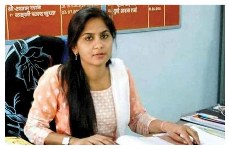 10 लाख के घूंस की आरोपी SDM पिंकी मीणा को शादी के लिए मिली बेल, विवाह के बाद फिर जाएगी जेल, छपा कुछ ऐसा कार्ड...