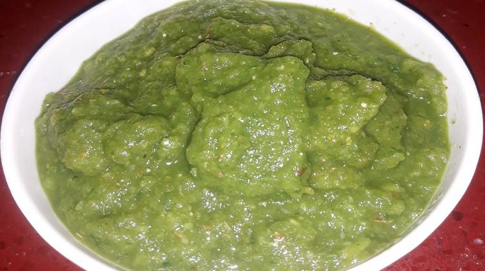 भोजन के साथ चटनी का स्वाद सेहत दोनों को करती है....