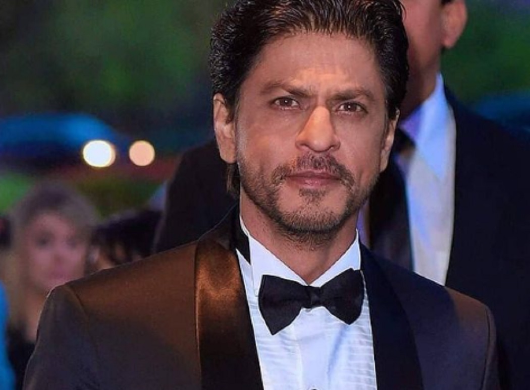 जब Shah Rukh Khan से फैंस ने पूछा लड़की पटाने का टिप्स, फिर किंग खान ने क्या जवाब दिया जानें जब Shah Rukh Khan से फैंस ने पूछा लड़की पटाने का टिप्स, फिर किंग खान ने क्या जवाब दिया जानें