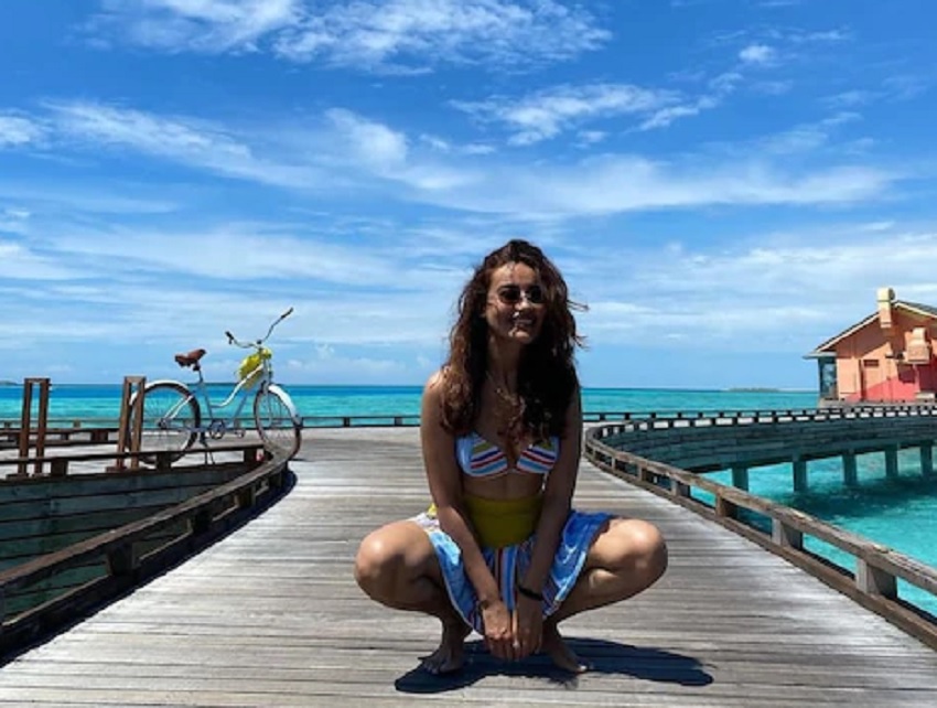 मालदीव है बाॅलीवुड सितारों की सबसे पसंदीदा जगह, साल 2021 में वेकेशन इंज्वाॅय करने पहुंची ये एक्ट्रेस