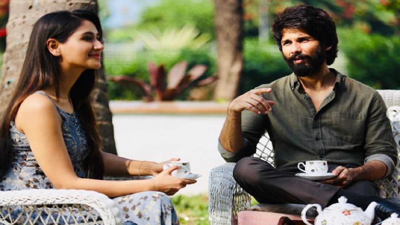 Bollywood Today News : बाॅलीवुड की एक और अभिनेत्री हुई कोरोना पाॅजिटिव, शाहिद के साथ फिल्म कबीर सिंह में आई थी नजर