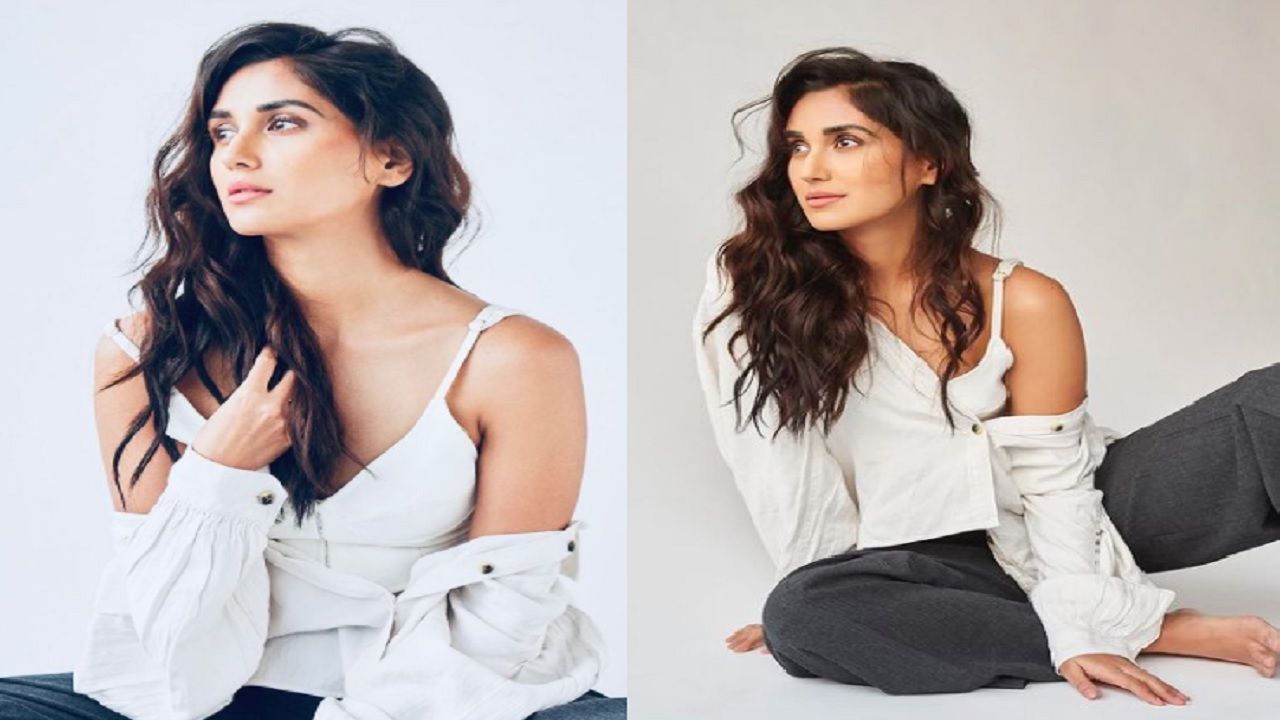 Bollywood Today News : बाॅलीवुड की एक और अभिनेत्री हुई कोरोना पाॅजिटिव, शाहिद के साथ फिल्म कबीर सिंह में आई थी नजर