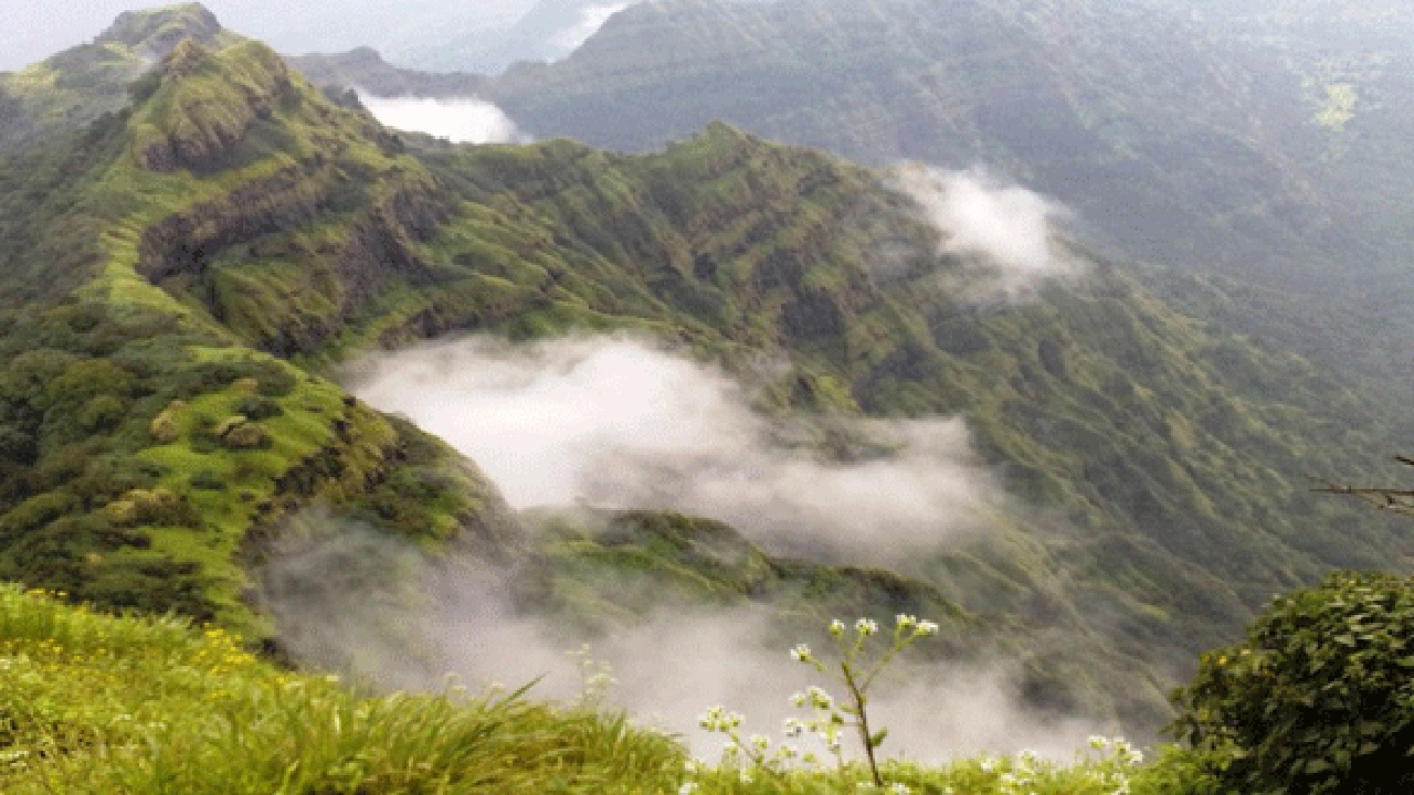 गर्मियों में है घूमने का प्लान तो मुम्बई के समीप स्थित इन 5 खूबसूरत हिल स्टेशनों पर जा सकते हैं घूमने