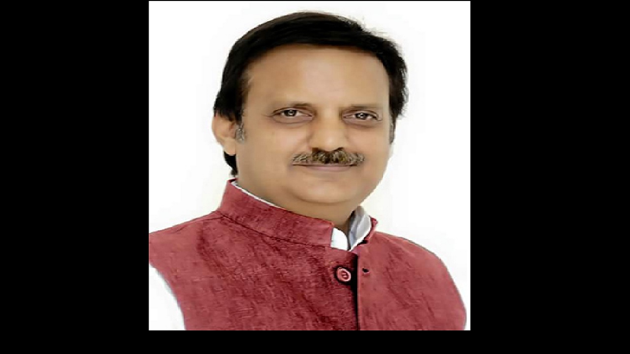 Rewa News : कोविड मरीजों की मदद के लिए आगे आए पूर्व मंत्री राजेन्द्र शुक्ल, विधायक निधि से दी ये सौगात Rewa News : कोविड मरीजों की मदद के लिए आगे आए पूर्व मंत्री राजेन्द्र शुक्ल, विधायक निधि से दी ये सौगात