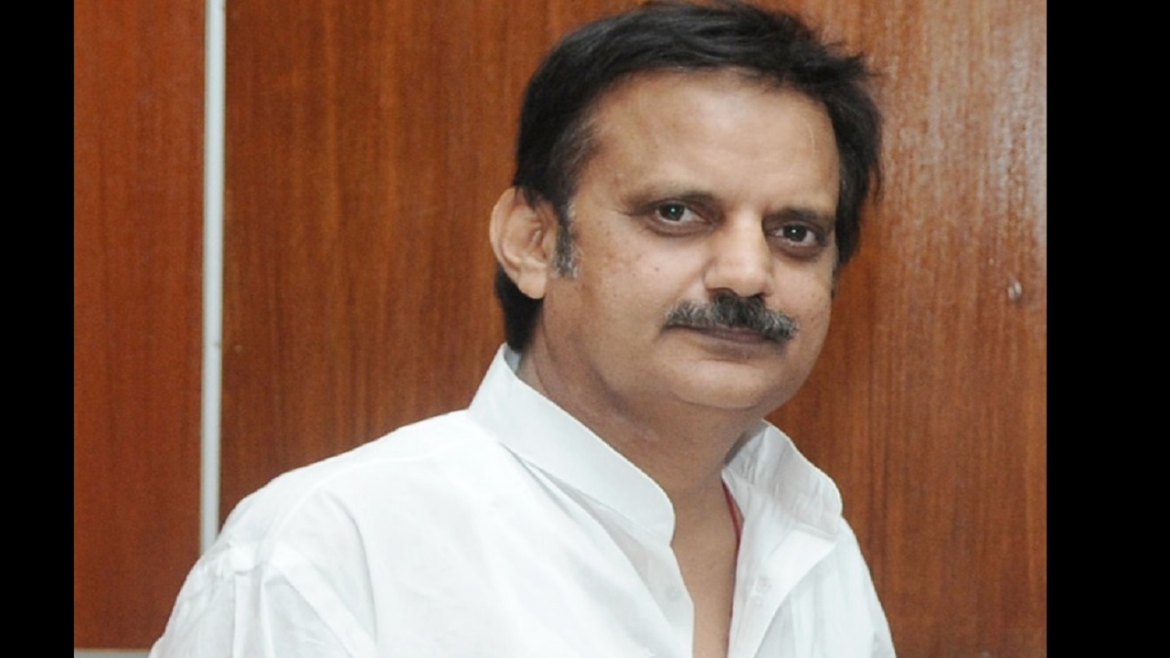 कोविड मरीजों की मदद के लिए आगे आए पूर्व मंत्री व वर्तमान विधायक राजेन्द्र शुक्ल, विधायक निधि से ऑक्सीजन मशीन व अन्य जरूरी उपकरण खरीदी के लिए कलेक्टर को सौंपा सहमति पत्र