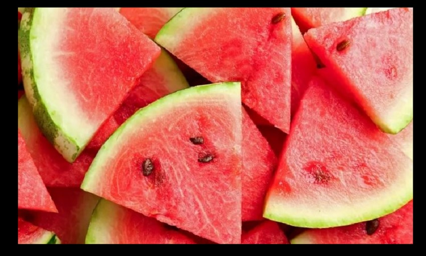 Summer Diet Tips : गर्मियों की तपती धूप में शरीर को ठण्डा रखने डाइट में शामिल कर रहे यह चीजें