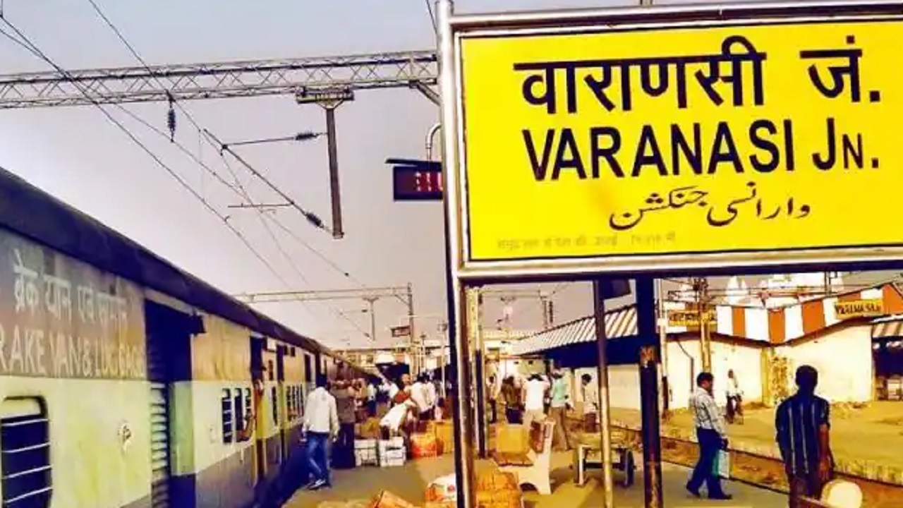 Varanasi News : 10वीं में मिला कम नम्बर तो पांच सहेलिया हिरोइन बनने चल दी मुम्बई, वाराणसी में पकड़ी गई तो खुला राज