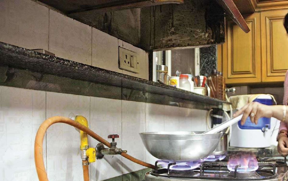 रीवा वासियों को LPG Cylinder से मिलेगी मुक्ति, 1 मई से रसोइयों में Pipe Line से पहुंचेगी Gas रीवा वासियों को LPG Cylinder से मिलेगी मुक्ति, 1 मई से रसोइयों में Pipe Line से पहुंचेगी Gas