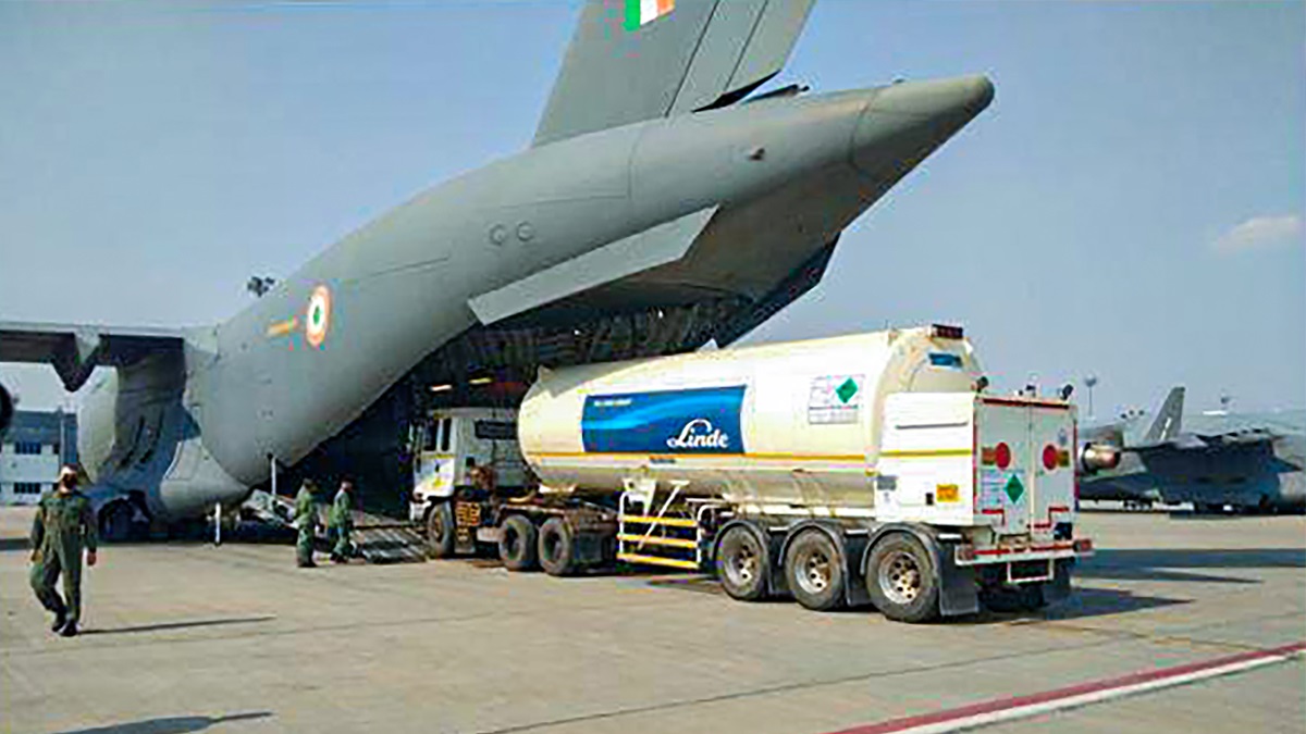 इंदौरियों को सांस देने IAF ने सम्हाली कमान / इंदौर से खाली ऑक्सीजन टैंकर लेकर जामनगर जाएगा वायुसेना का विमान