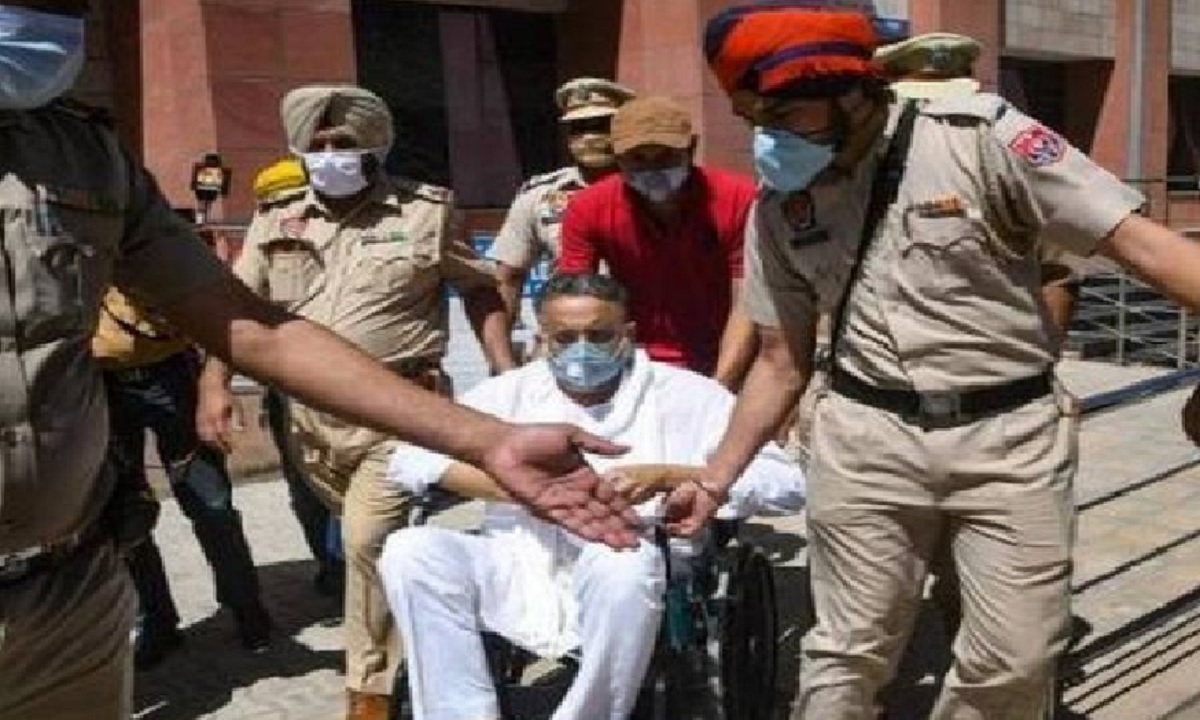 शुरू हुआ पंजाब से यूपी का सफरनामा! Mukhtar Ansari को रोपड़ जेल से एम्बुलेंस में लेकर बांदा के लिए रवाना हुई UP Police