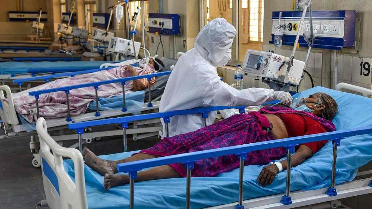 COVID-19 पालिसी में सरकार ने किए बदलाव / अब कोरोना संक्रमित होने वालों के लिए जारी की गई नई गाइडलाइन्स COVID-19 पालिसी में सरकार ने किए बदलाव / अब कोरोना संक्रमित होने वालों के लिए जारी की गई नई गाइडलाइन्स