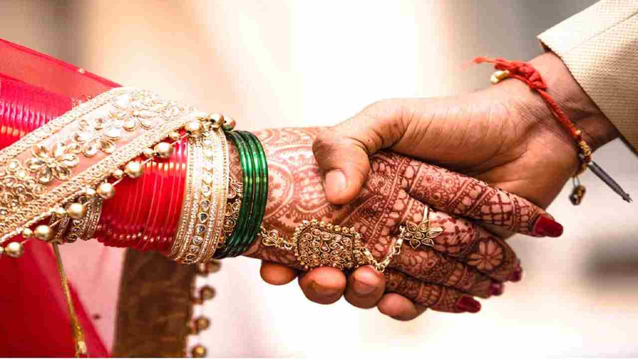 शर्तो के साथ 1 जून से खुलेगा MP, विवाह में दोनो पक्ष से 20 लोगो को होगी अनुमति, लागू रहेगी धारा 144 शर्तो के साथ 1 जून से खुलेगा MP, विवाह में दोनो पक्ष से 20 लोगो को होगी अनुमति, लागू रहेगी धारा 144