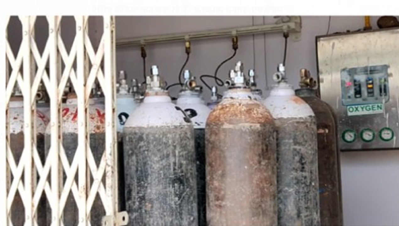 REWA : ऑक्सीजन दुकानों में प्रशासन ने डाला छापा, भारी मात्रा में सिलेंडर जब्त