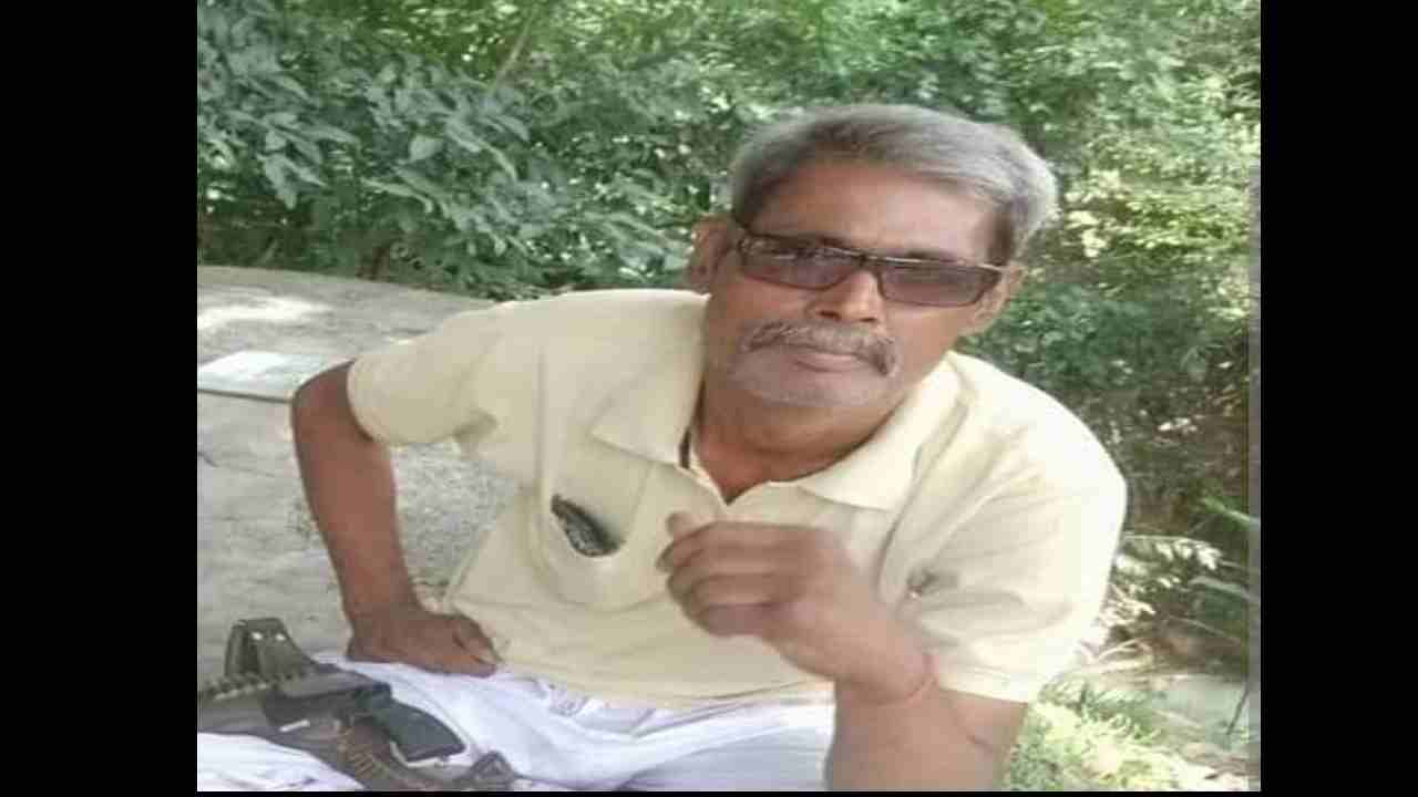 Rewa: रिटायर्ड फौजी ने 12 बोर की बंदूक से खुद को मारी गोली, हो गई मौत Rewa: रिटायर्ड फौजी ने 12 बोर की बंदूक से खुद को मारी गोली, हो गई मौत