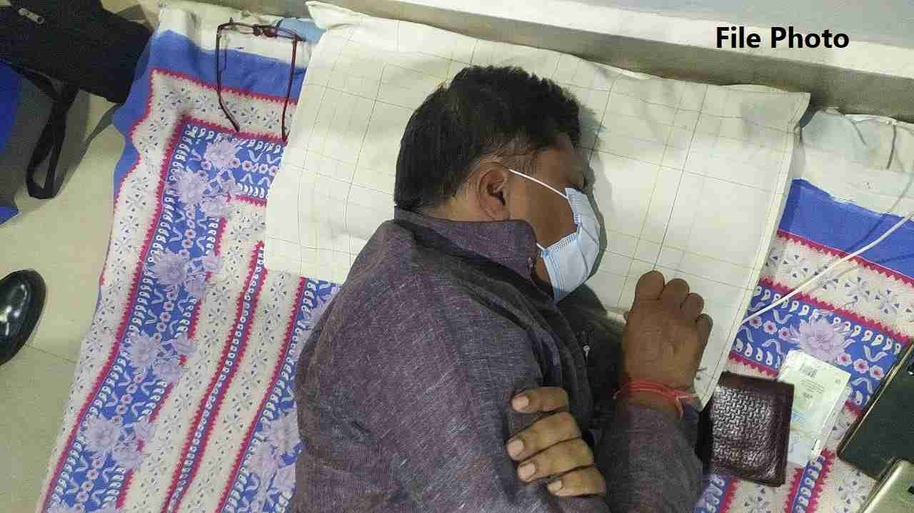 Rewa News : बैंक अधिकारी के कक्ष में भाजपा विधायक ने दिया धरना, कार्यालय छोड़ कर चले गये अधिकारी Rewa News : बैंक अधिकारी के कक्ष में भाजपा विधायक ने दिया धरना, कार्यालय छोड़ कर चले गये अधिकारी