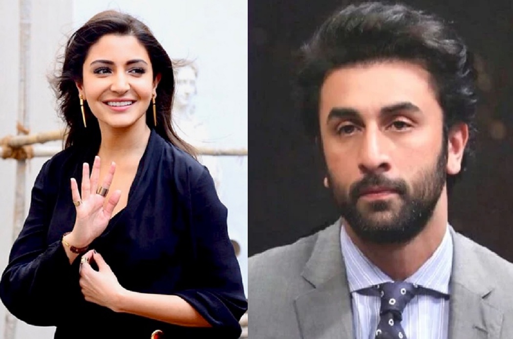 जब नोकझोक के बीच अनुष्का शर्मा ने रणवीर कपूर को जड़ दिया था थप्पड़, वीडियो वायरल, देंखे जब नोकझोक के बीच अनुष्का शर्मा ने रणवीर कपूर को जड़ दिया था थप्पड़, वीडियो वायरल, देंखे