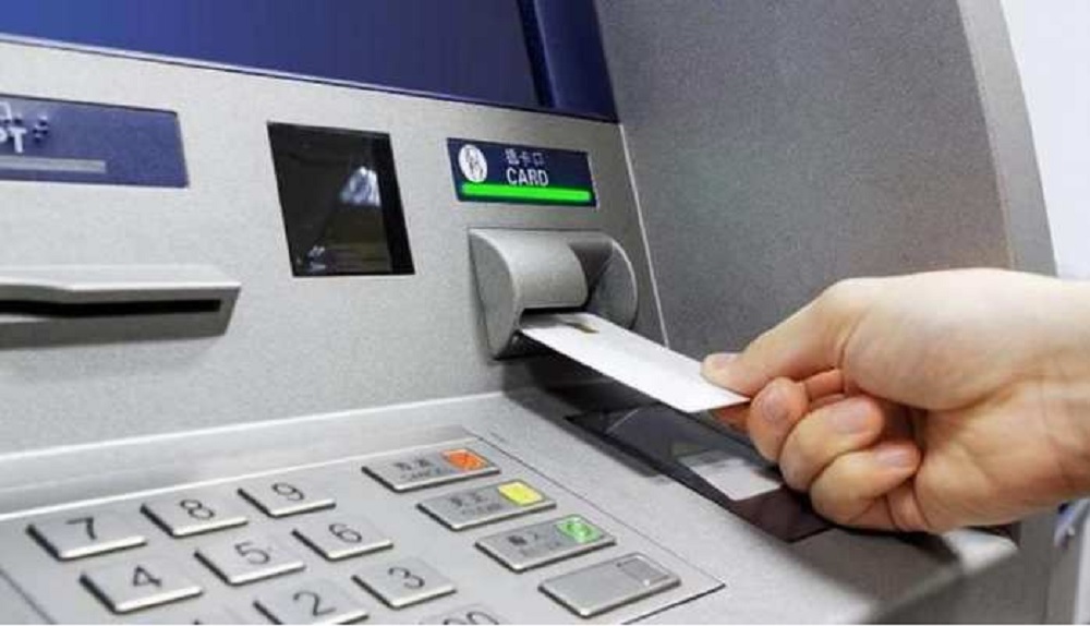 1 MARCH से ATM से नहीं निकाल पाएंगे इतने रूपए की नोट, पढ़ ले नहीं होगा पछतावा : Atm News In Hindi