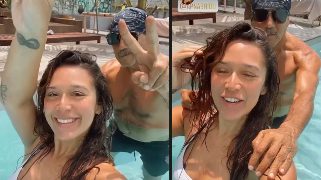 अपने पिता Jackie Shroff के साथ बेटी Krishna Shroff ने शेयर कर दी बिकनी में फोटो, ट्रोलर ने कहा-हद कर दी पिता के सामने शर्म नहीं आती तुम्हे.. अपने पिता Jackie Shroff के साथ बेटी Krishna Shroff ने शेयर कर दी बिकनी में फोटो, ट्रोलर ने कहा-हद कर दी पिता के सामने शर्म नहीं आती तुम्हे..