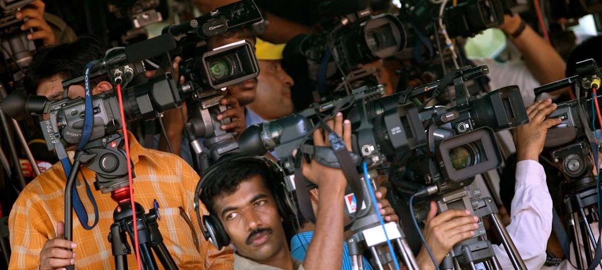 कोरोना महामारी के चलते अबतक 100 से अधिक पत्रकारों ने गवाई जान, अप्रैल में गई 52 पत्रकारों की जान कोरोना महामारी के चलते अबतक 100 से अधिक पत्रकारों ने गवाई जान, अप्रैल में गई 52 पत्रकारों की जान