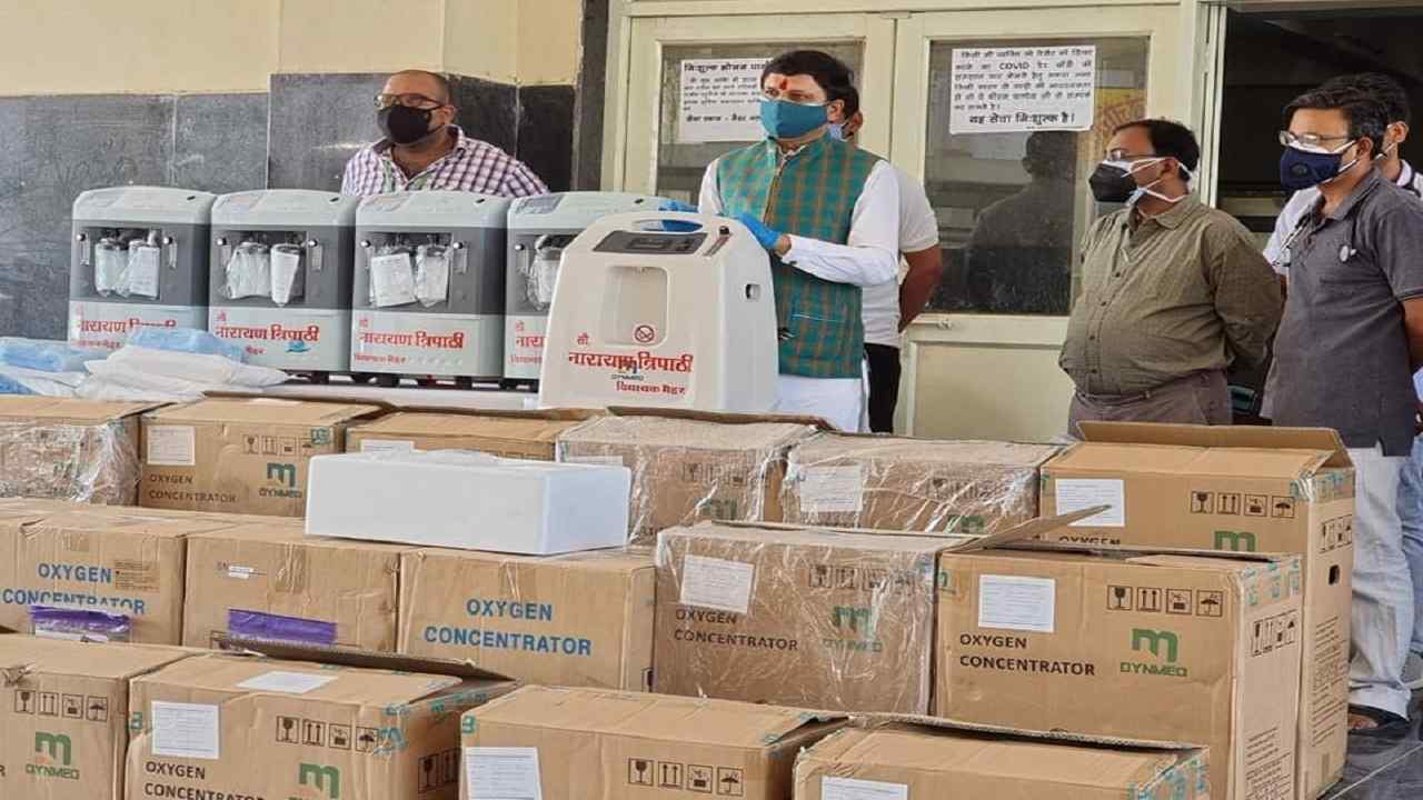 सिविल हास्पीटल मैहर को विधायक Narayan Tripathi ने दिये 60 ऑक्सीजन कंसंट्रेटर