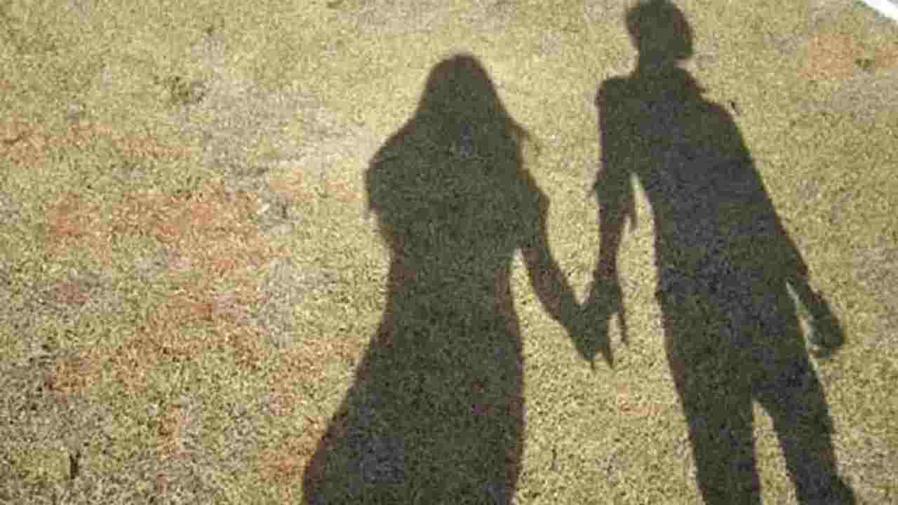 Satna: घर से भागे प्रेमी युगल ने सैकड़ो किलो मीटर दूर उठाया खौफनाक कदम, ऐसी हालत में मिले युवक-युवती