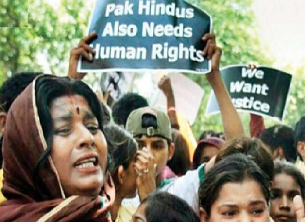 पाकिस्तान में हिन्दू नहीं महफूज, हिंदू परिवार के 5 सदस्यों की निर्मम हत्या : PAKISTAN CRIME NEWS