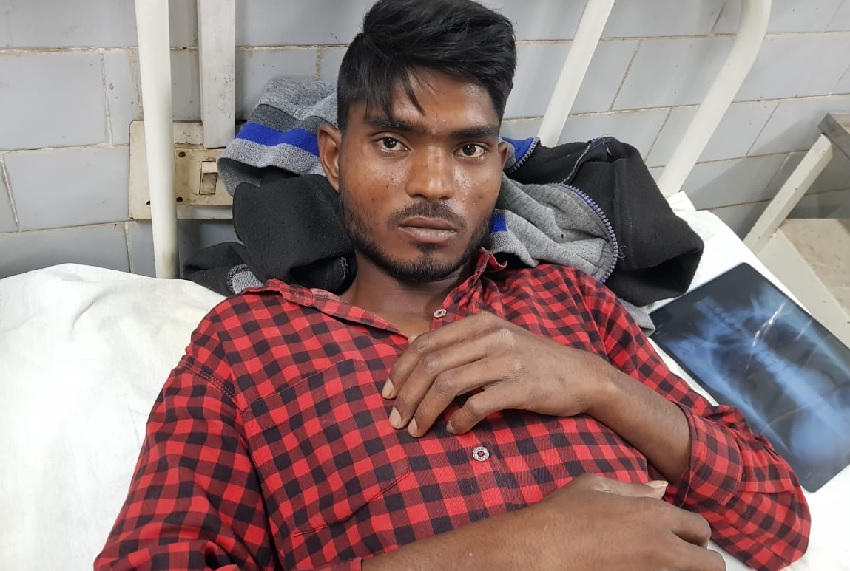 Rewa News : स्कूटी-बाइक की आपस में हुई जोरदार टक्कर, एक की मौत, दो गंभीर Rewa News : स्कूटी-बाइक की आपस में हुई जोरदार टक्कर, एक की मौत, दो गंभीर