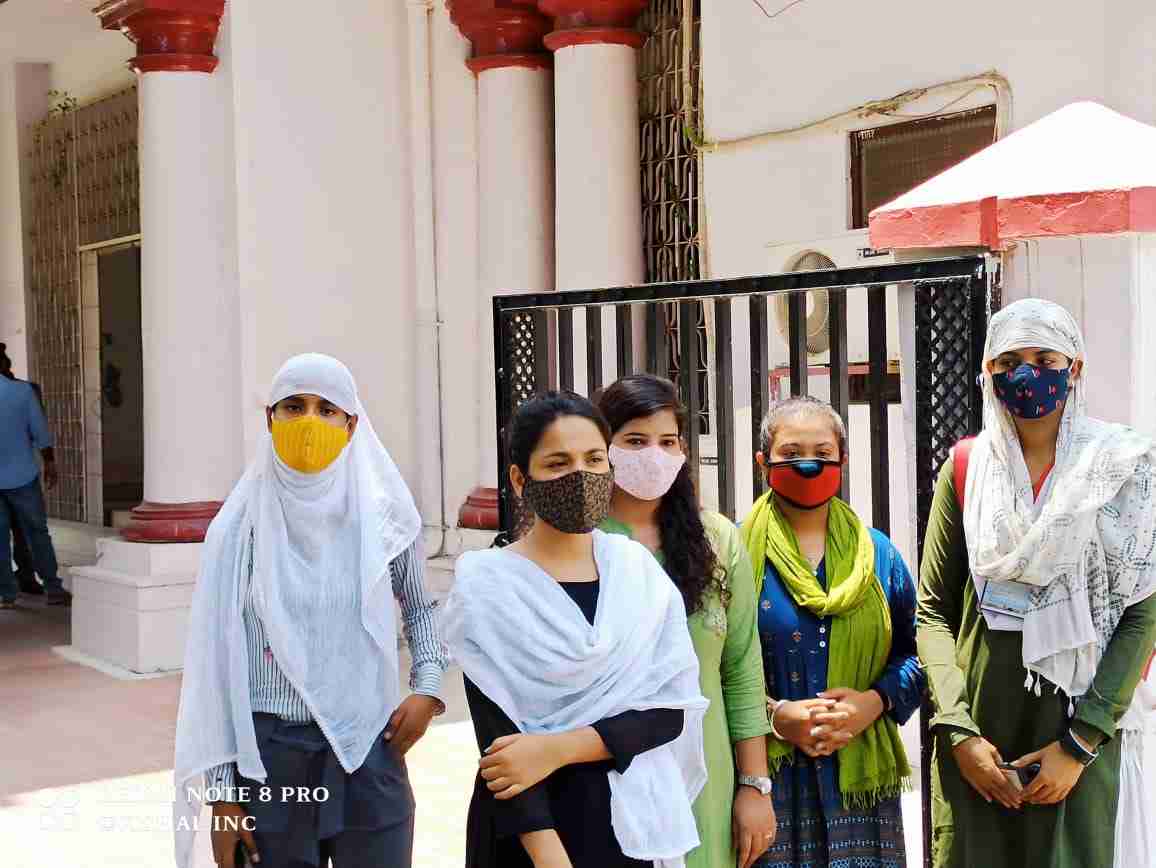 Rewa News Today : गंगा कछार की जमीन पर कन्या महाविद्यालय की ब्रांच खोलने की मांग को लेकर छात्राओं ने रीवा आयुक्त को सौंपा ज्ञापन Rewa News Today : गंगा कछार की जमीन पर कन्या महाविद्यालय की ब्रांच खोलने की मांग को लेकर छात्राओं ने रीवा आयुक्त को सौंपा ज्ञापन