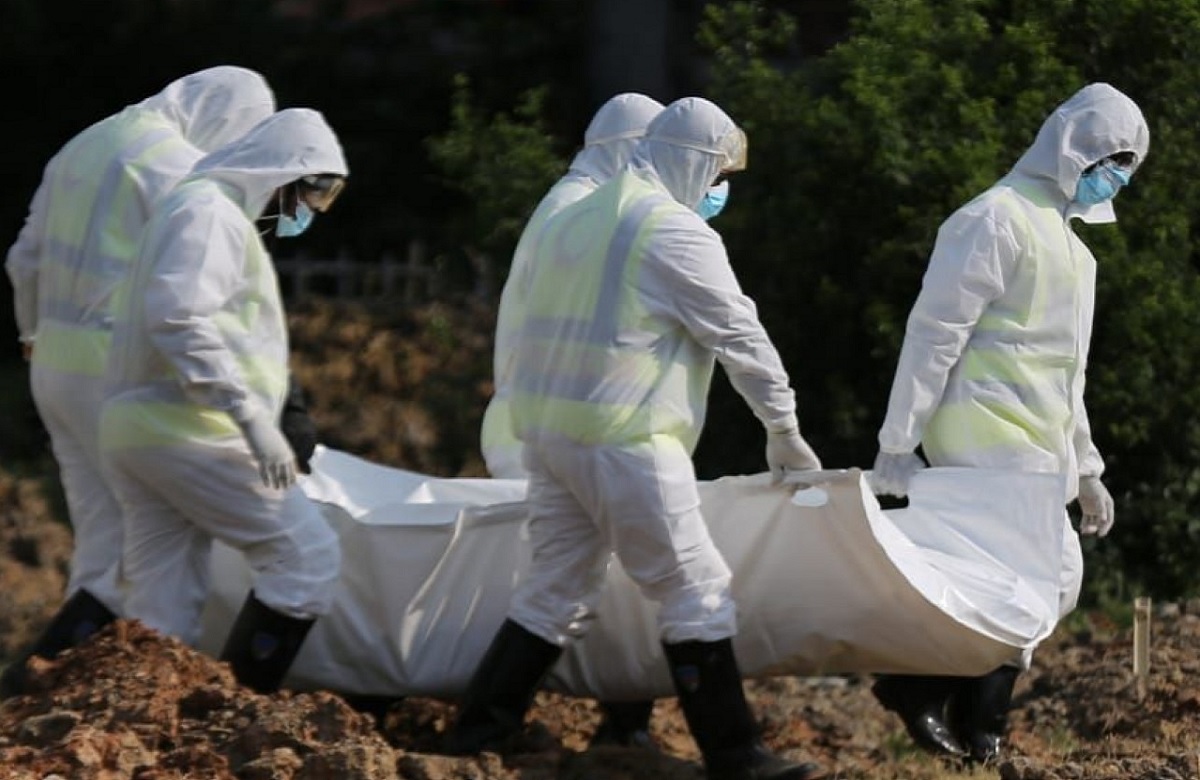 रीवा / बुजुर्गों की जगह अब युवा वर्ग को निशाना बना रहा है कोरोना, अस्पताल पहुंचते ही तोड़ रहें दम रीवा / बुजुर्गों की जगह अब युवा वर्ग को निशाना बना रहा है कोरोना, अस्पताल पहुंचते ही तोड़ रहें दम