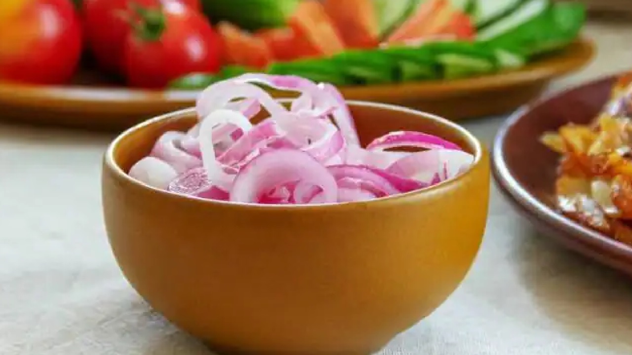 Onion Benefits : पौष्टिक तत्वों से भरपूर है प्याज, इम्युनिटी बढ़ाने के साथ ही सेवन से मिलते है यह पांच लाभ