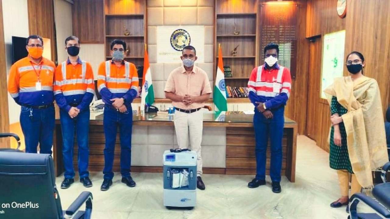 ACC ने जिला प्रशासन कटनी को 50 ऑक्सीजन कंसन्ट्रेटर मशीन कराई उपलब्ध ACC ने जिला प्रशासन कटनी को 50 ऑक्सीजन कंसन्ट्रेटर मशीन कराई उपलब्ध