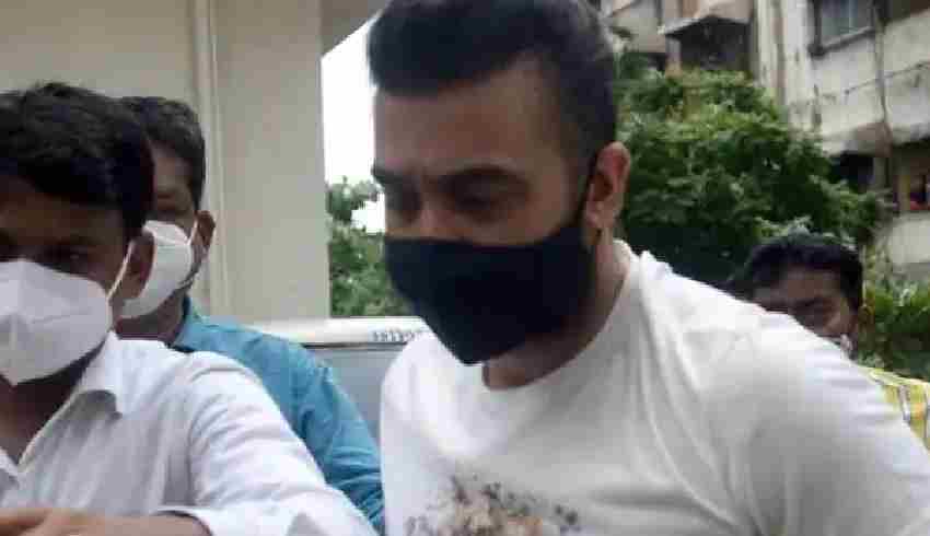 अश्लील फिल्म मामले में राज कुद्रा को नहीं मिली बेल, 27 जुलाई तक बढ़ी पुलिस हिरासत