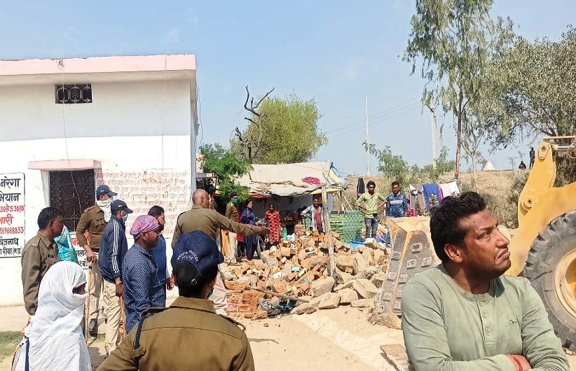 रीवा प्रशासन ने लगभग एक करोड़ रूपये की भूमि से हटाया अवैध कब्जा रीवा प्रशासन ने लगभग एक करोड़ रूपये की भूमि से हटाया अवैध कब्जा